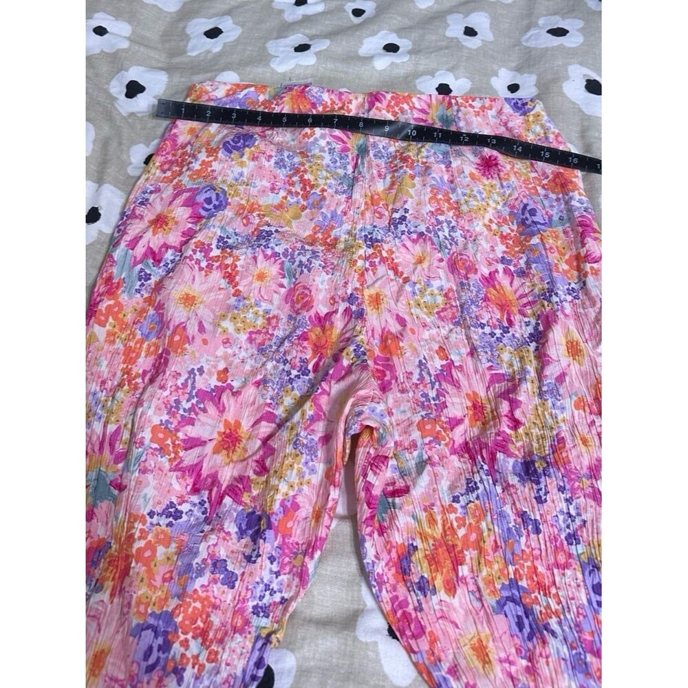 H&M floral bottoms - Picture 7 of 8